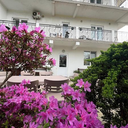 Guest House Junona Makhinjauri Exterior foto